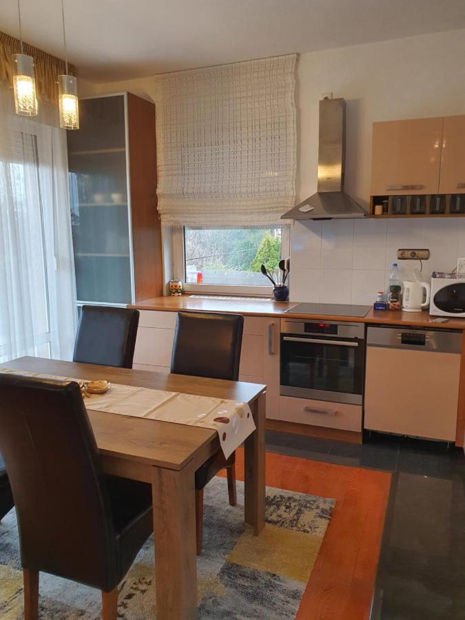 מישקולץ Adel Apartman מראה חיצוני תמונה