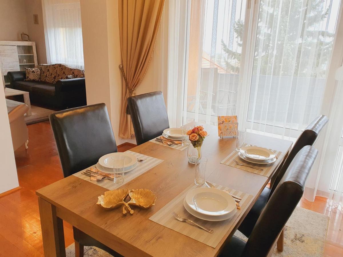 מישקולץ Adel Apartman מראה חיצוני תמונה