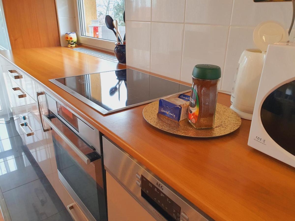 מישקולץ Adel Apartman מראה חיצוני תמונה